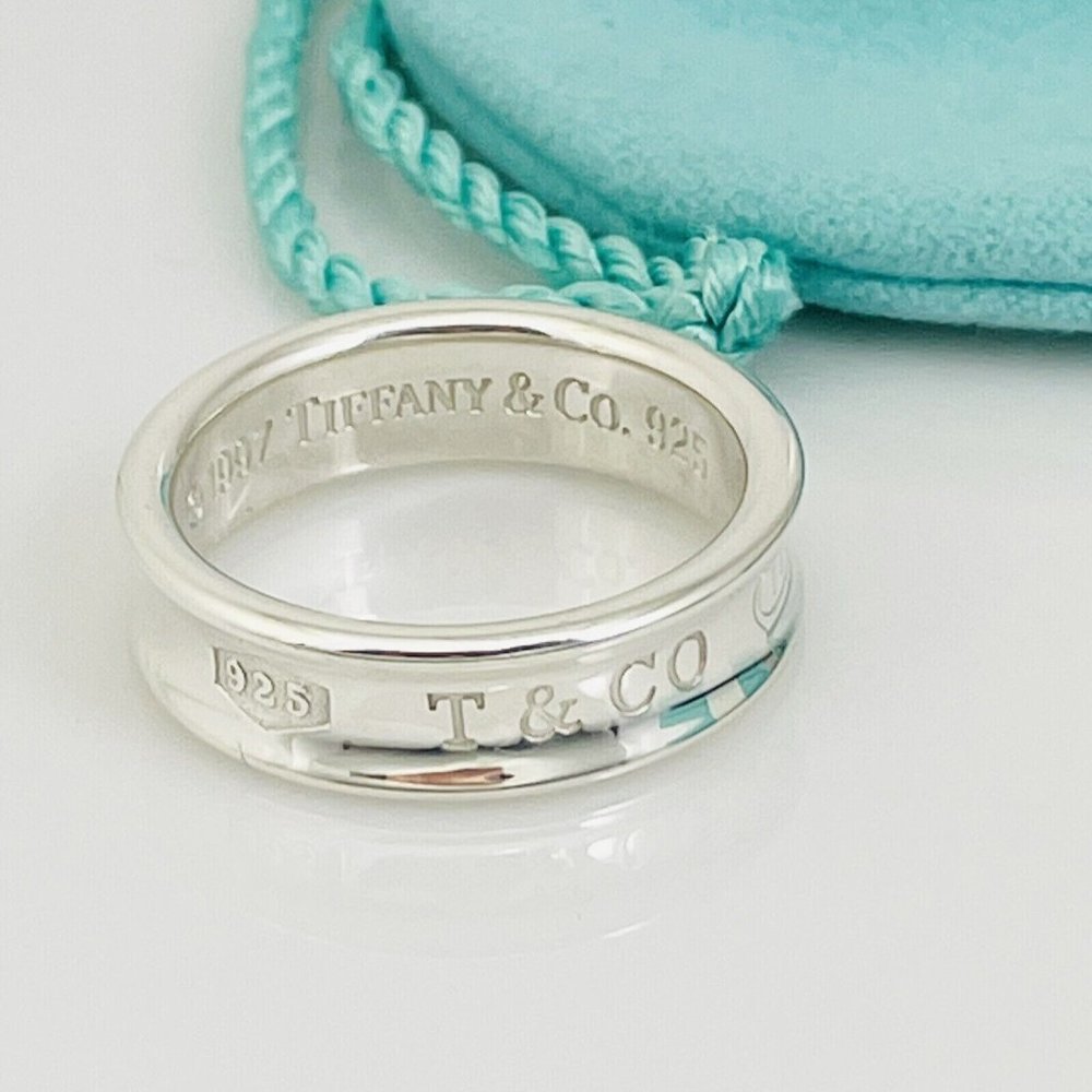 Size 10 Tiffany 1837 Ring in Silver Concave Band with Blue Pouch Mens Unisex